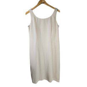 Jessica Howard Cream Sleeveless Dress